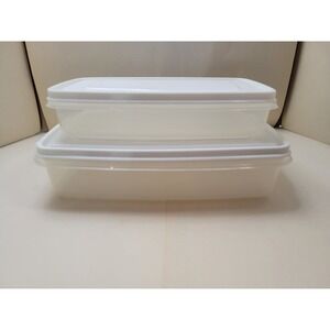 Rubbermaid Vintage Servin Saver 1 #6 Rectangle & 1 #5 Rectangle Container w Lids